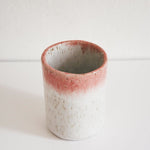 Load image into Gallery viewer, Tasse pink weiss
