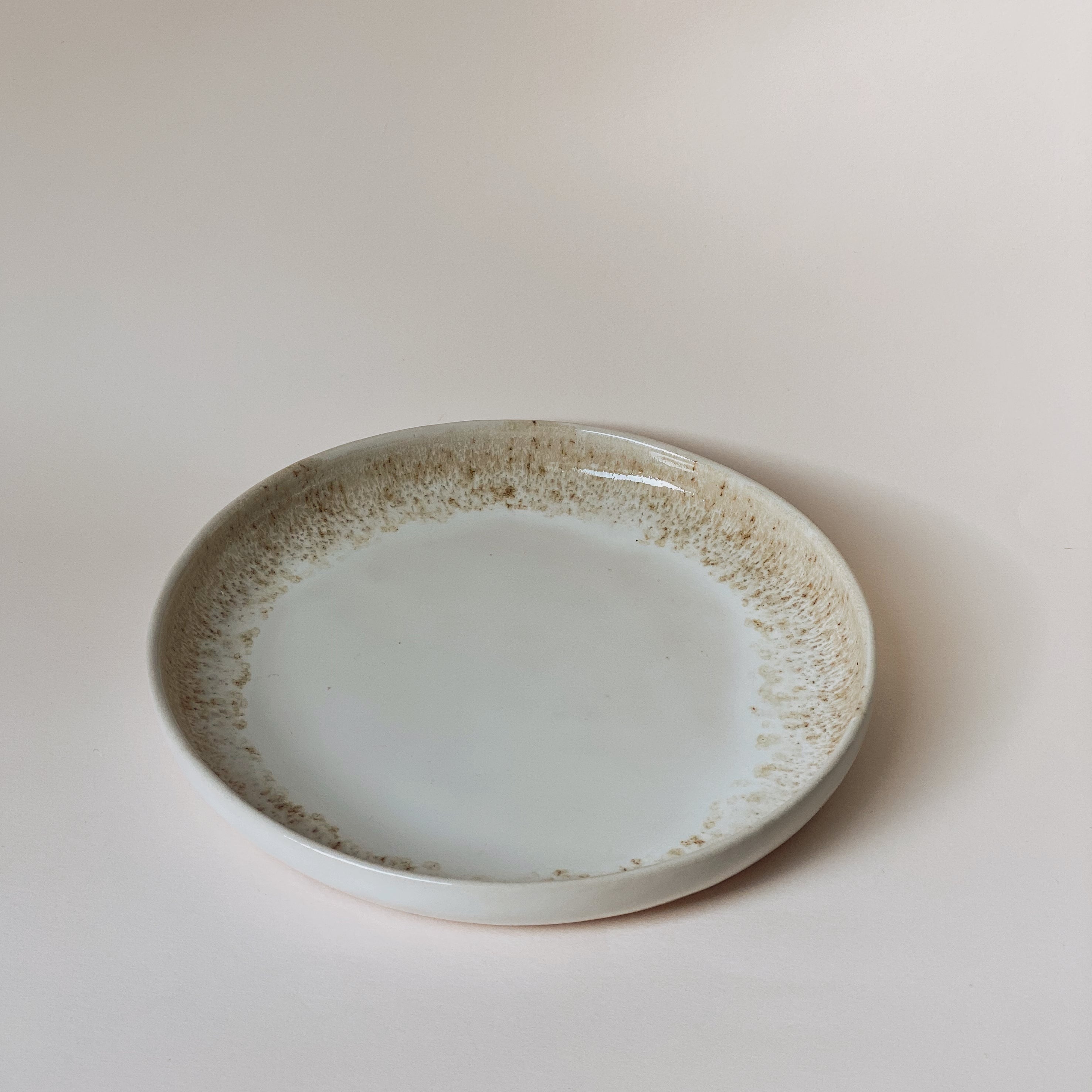 Teller ombre nude
